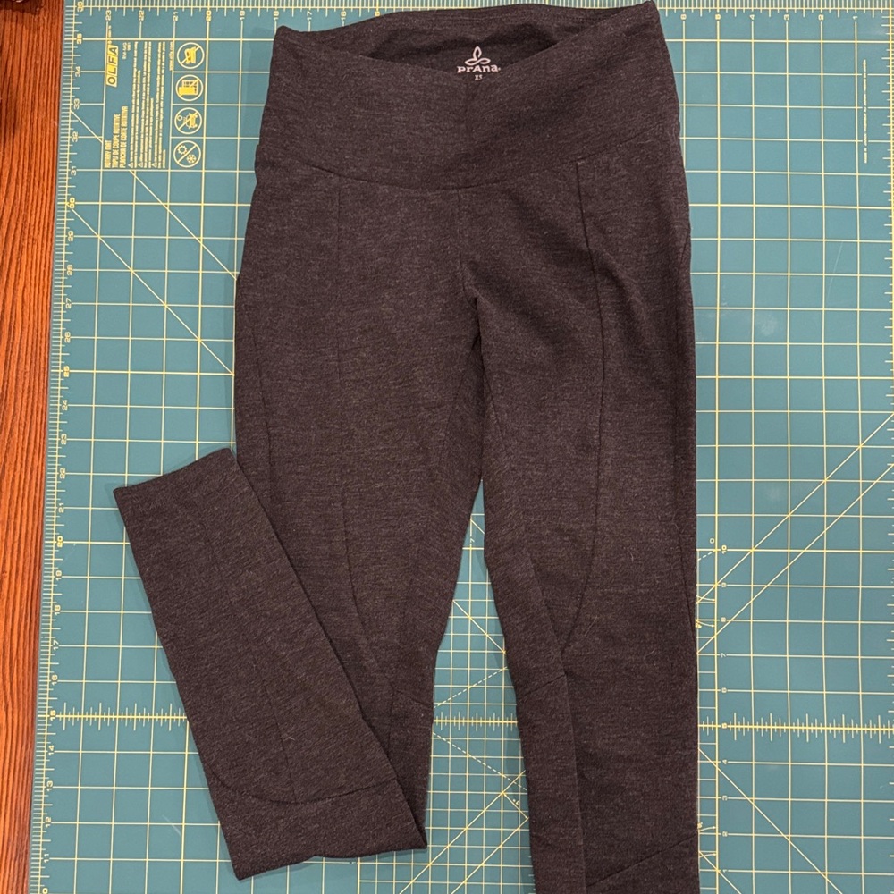 Prana Charcoal women’s warm active Leggings